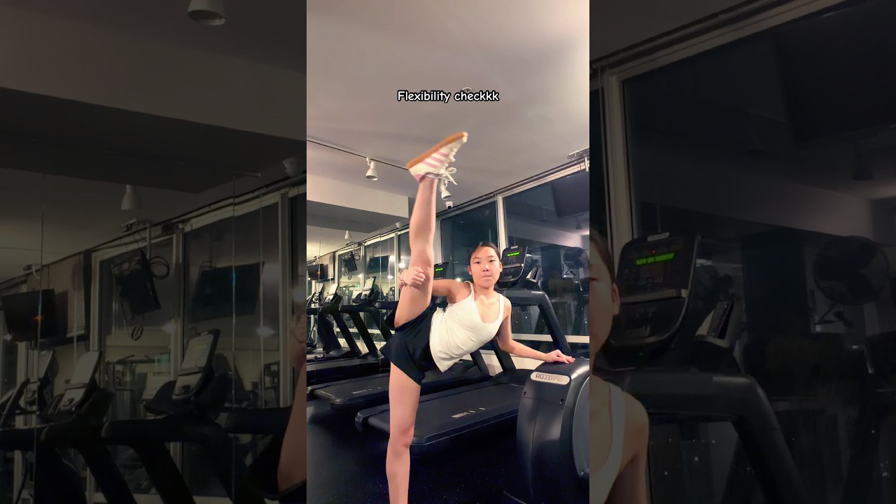 Flexibility Check!✨🪩💅🏼#shorts  #flexibility #gym #dancer