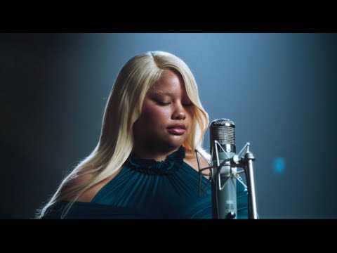 Video thumbnail for Cleo at Abbey Road