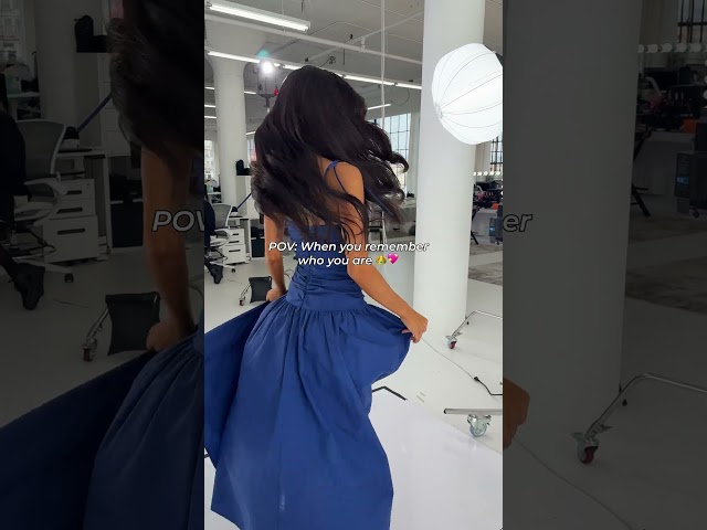Vídeo relacionado con Superdry Dress LS Lace Trim Midi Dress Urban Black 12 Mujer