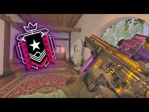 How a Champion RUSHES Site - Rainbow Six Siege