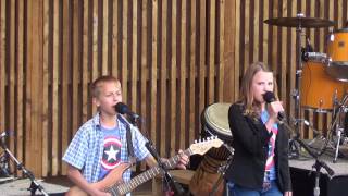 Jr  Varsity The Middle