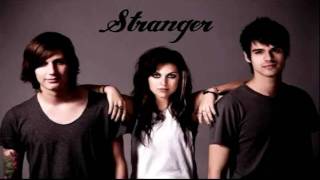 Versaemerge - Stranger
