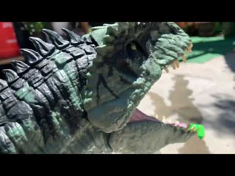 10 ways to pop water balloons Jurassic world edition (preview)