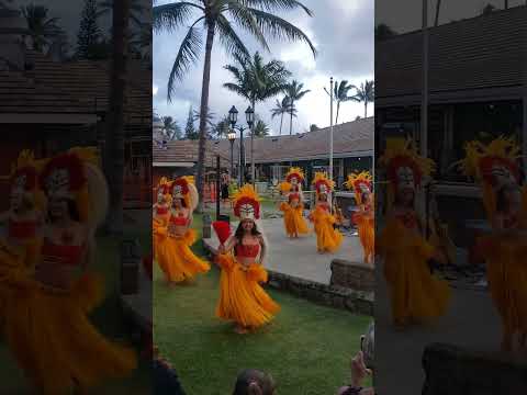 Hālau Hula 'O Leilani at Coconut Marketplace | Tahitian Dance #Kauai #Hawaii #CoconutMarketPlace