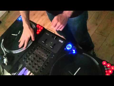 DJ Soundtrax - Beat Juggling Routine #1