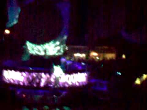 Sensation white 2009 Prague - beginning and House Quick