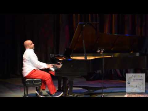 Lejania by Daniel Amat