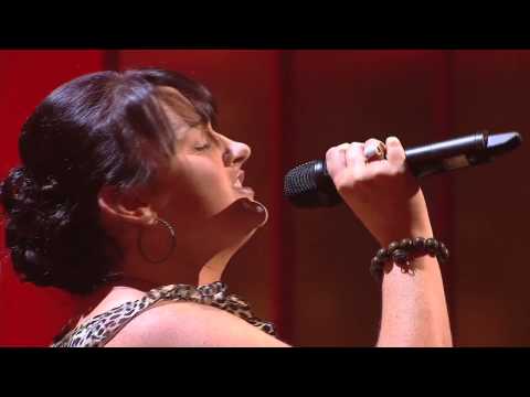 The Voice of Ireland Series 3 Ep 1 - Lynette Rooney Blind Audition