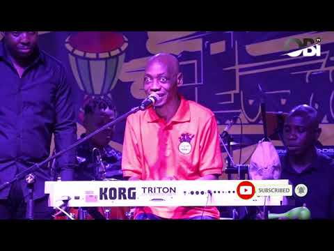 Kojo Akwaboah - Awerekyekyere Live Band (Highlife Keteke)