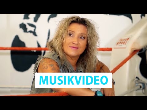 Daniela Alfinito - Alle Runden geboxt (Offizielles Video)