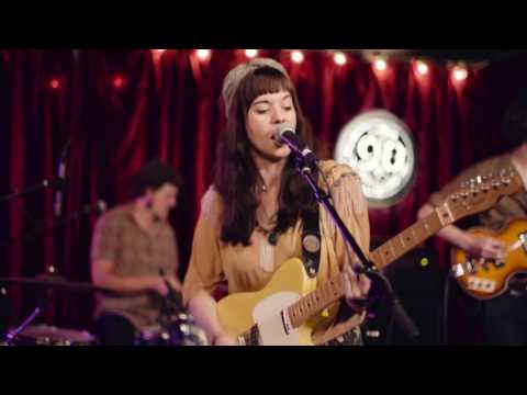 Tele Novella - "Heavy Balloon" | A Do512 Lounge Session