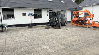 Karcher MC130 manual sweeper | Image 4 - Autoline