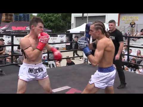 Fight 1 Logan "BIG SEXY" Burgess VS Riley "MALTESE MACHINE" Segond