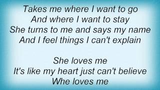 Joe Diffie - She Loves Me Lyrics