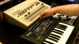 Video thumbnail for [ Arturia Minibrute ] First Improv jam with TR-909 + Frostwave Fat Controller #1 by LowgainElectronics