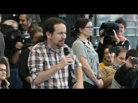 Pablo Iglesias provoca la carcajada del público al imitar a Pedro Sánchez
