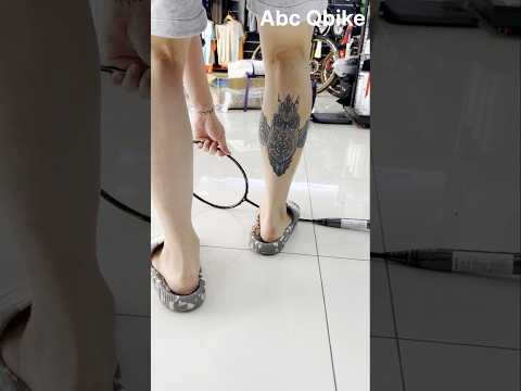 Strongest flexible badminton racket,Lingmei Thunder 111, Sydney edition,for more details:33115578