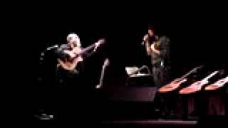 Andres Calamaro y Juanjo Dominguez_por una cabeza