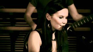 Sarah Straub - not cold just cooled LIVE