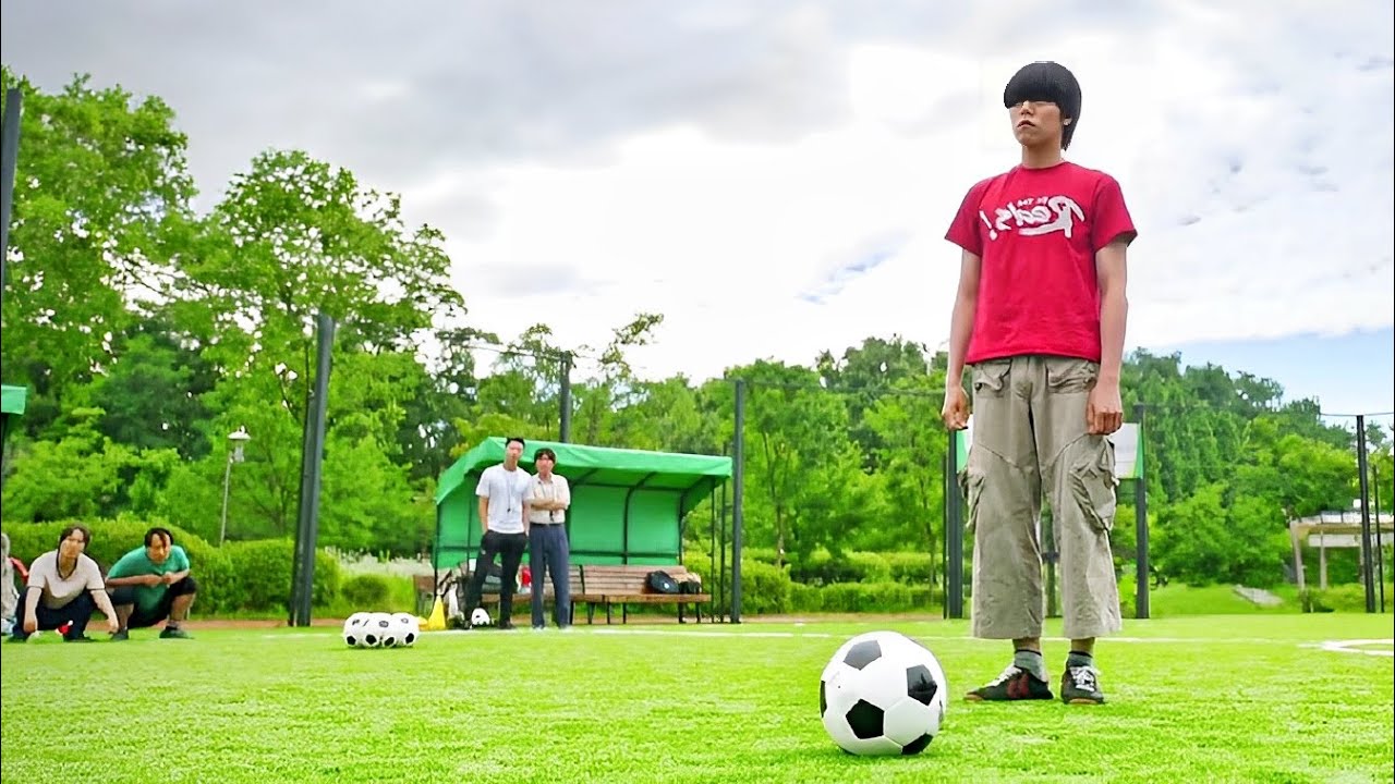 Just a group of homeless, but capable of becoming legendary soccer players