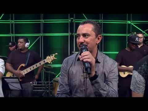 Grupo semcompromisso musica nova pra chamar a atenção