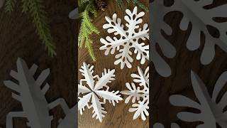 FUN Winter Snowflakes Craft #kidsactivity