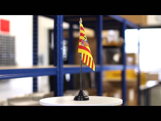 Vídeo relacionado con BANDERA de MESA de BÉLGICA CON LEON 15x10cm - BANDERINA de DESPACHO BELGA CON ARMAS 10 x 15 cm - AZ FLAG