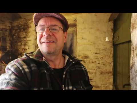 ralfy review 765 Extras - Tour of the Manx Bothy !