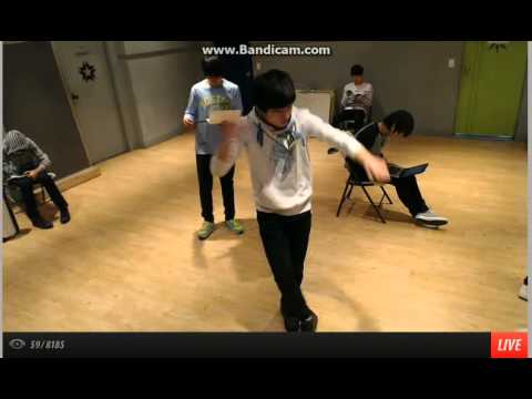 130410 SEVENTEEN TV cut Dancing and singing and on laptops