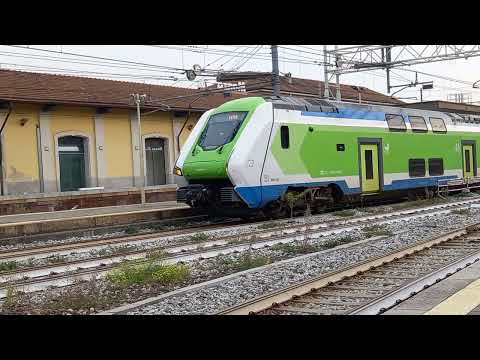 Treno a Monza Etr 421-027 Caravaggio Suburbano S8 24858 da Milano Porta Garibaldi a Lecco