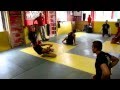 16 упражнений акробатической разминки на тренировках MMA в клубе Аллигатор ...