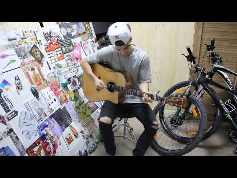 Paul van Back - Fly me to the moon