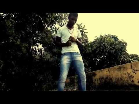 So Fico E Tchau video