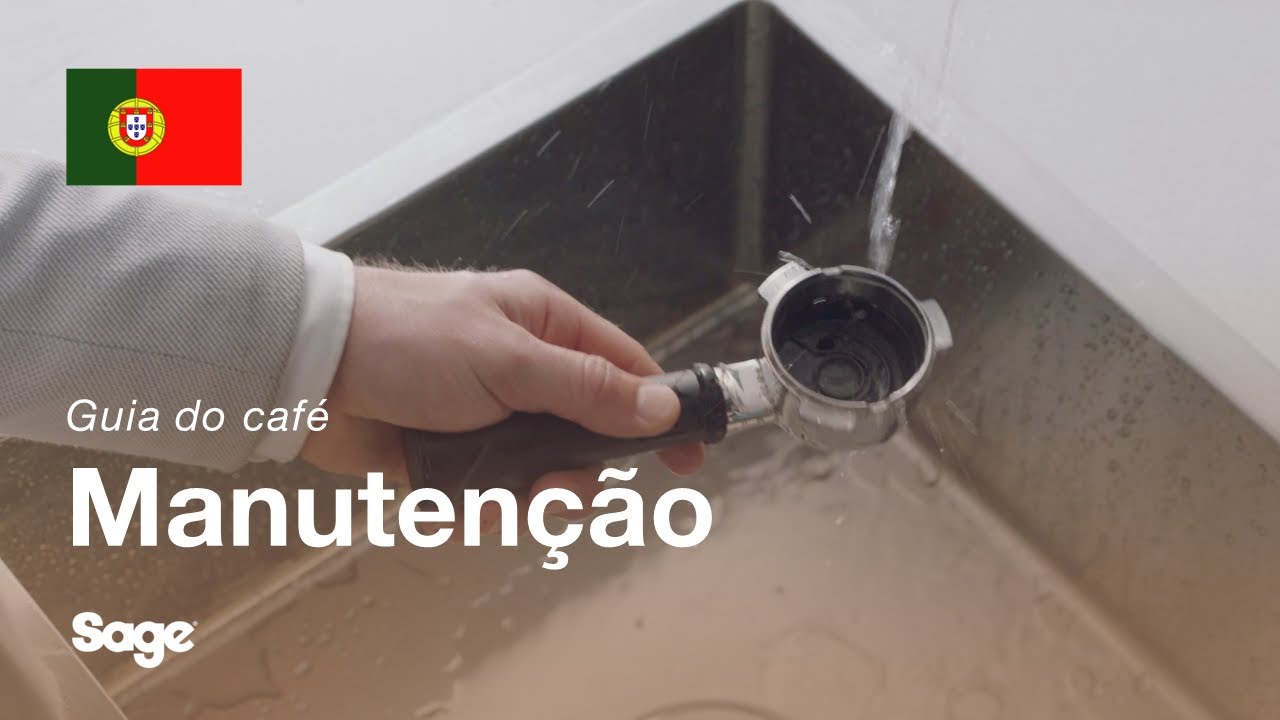 Como limpar o manípulo de café e o cesto do filtro