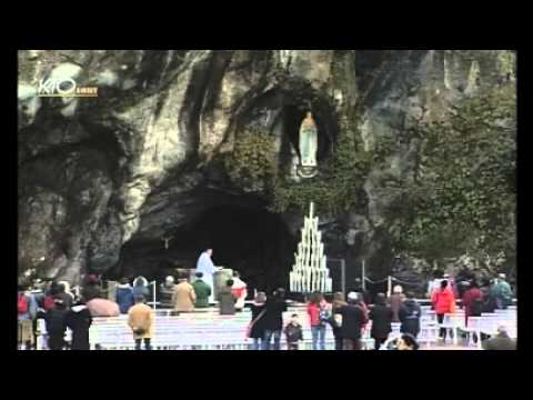 Chapelet à Lourdes