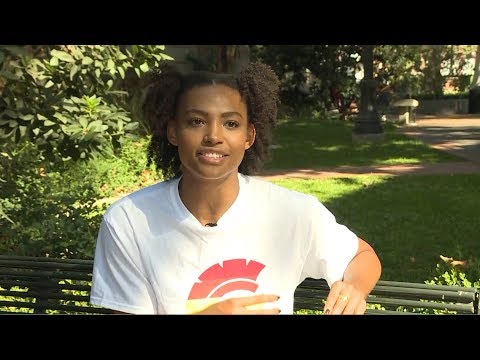 How knitting and appreciating the small things has fueled Khalia Lanier's rise at USC