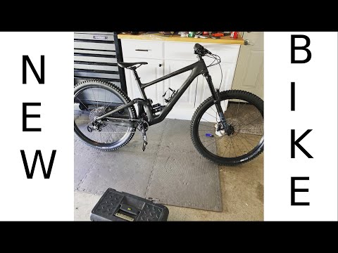 New Bike Day!!! (2020/2021 Specialized Enduro comp)