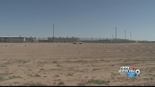 Woman dies in Eloy Detention Center