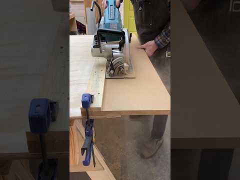 Master Precision Cuts: DIY Circular Saw Guide Jig #woodworking  #diy #jigs