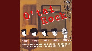 Download lagu Dia Datang mp3