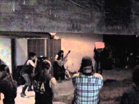 Machete Dildo (1) live 09/03/2011