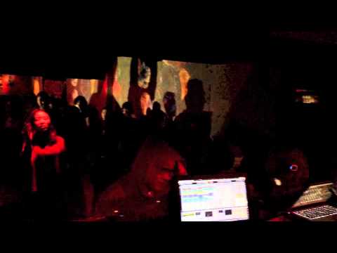 쾅프로그램 KUANG PROGRAM - GANGS ARE BLUE (그레이GRAYE REMIX) @ CAKESHOP SEOUL [LIVE VIDEO]