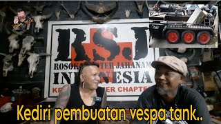 Download lagu making Vespa tanks, Kediri. mp3