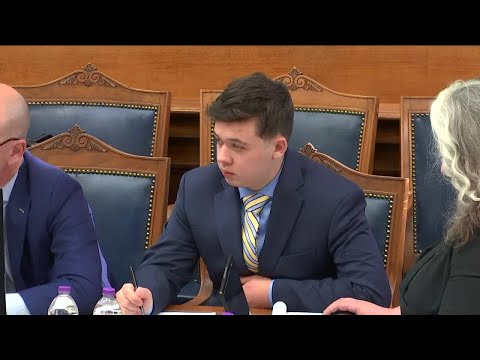 Day 2 of Kyle Rittenhouse trial begins