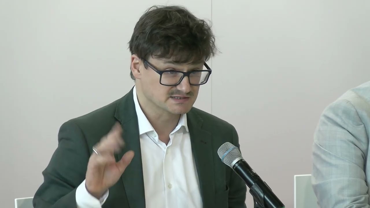 Sebastian Gießmann - Das Kreditkarten-Buch. Geschichte und Theorie des digitalen Bezahlens (Kulturverlag Kadmos)