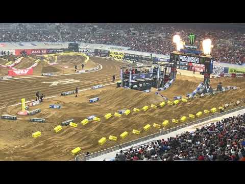 Chad Reed takes a lap at Supercross in St. Louis 4K