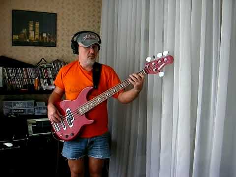 Yamaha  BB415 5 string bass guitar (reduced) image 11