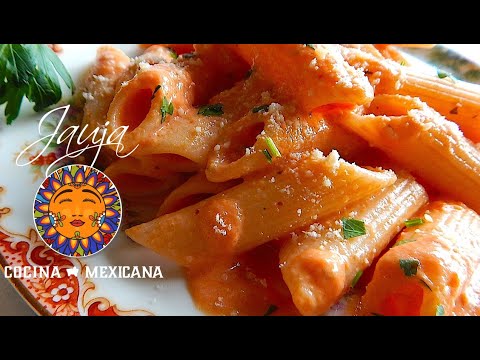 Macarrones en Salsa de Jitomate y Crema Video