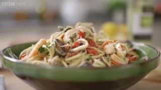 Seafood Linguine recipe - Mary Berry's Absolute Favourites: Episode 1 