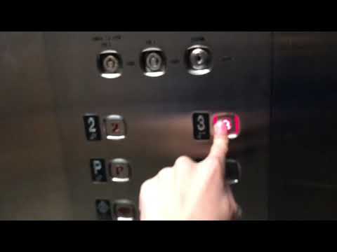 1996 Richmond Hydraulic Elevator at RBC (Lonsdale) in North Vancouver BC